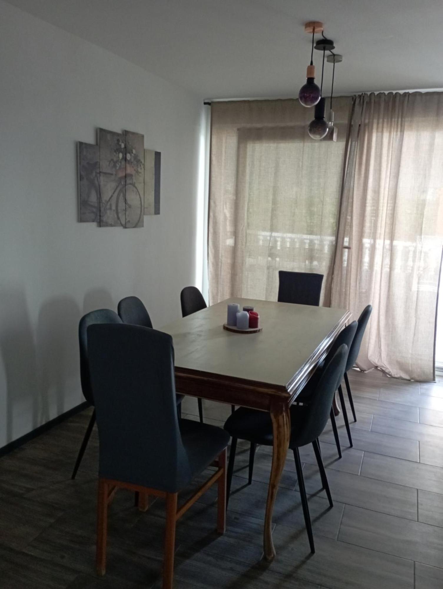 Apartments Frigan Maslenica Bagian luar foto